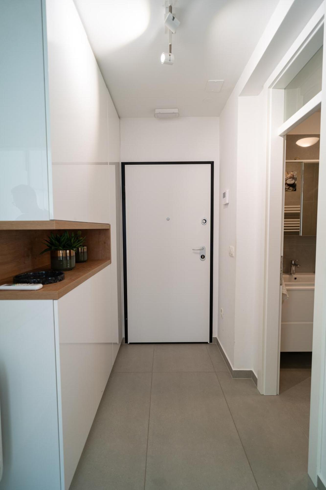 Wing 77 By Belmont Realty Zadar